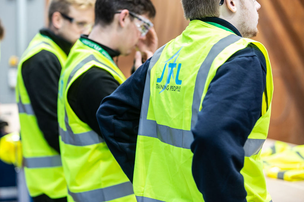 JTL apprentice hi vis workshop